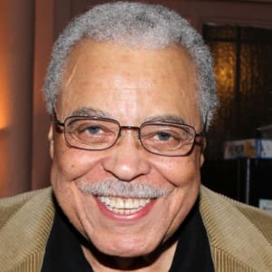 james-earl-jones-9357354-1-402.jpg